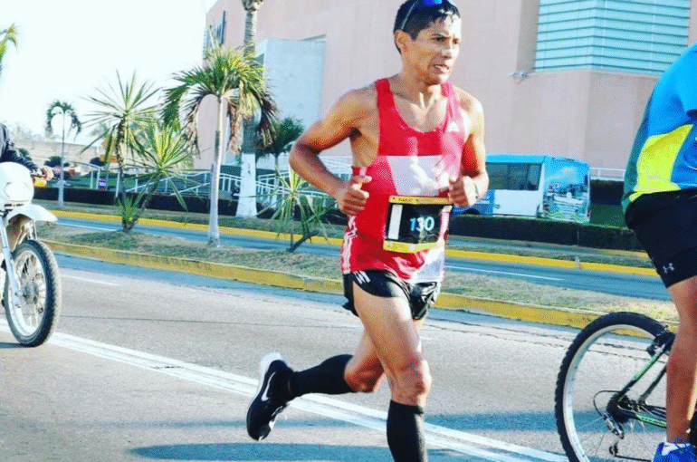 Galileo Ortiz Record Maraton Puerto Vallarta